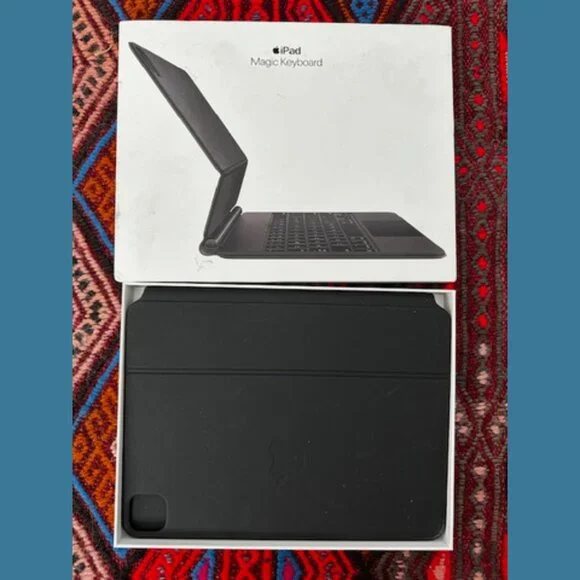 Apple iPad Magic Keyboard (black, for 11" iPads) - Picture 3 of 5